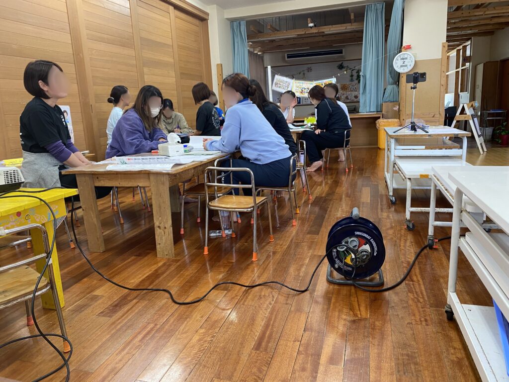 こどものケンカ、止める？見守る？―おとなの“想像しすぎ”が関わりを難しくする理由